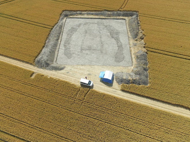 Ancient 'House of the Dead' Unearthed Near Stonehenge