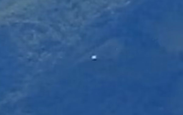 Strange Sphere Filmed at Incredible Speed in Costa Rica