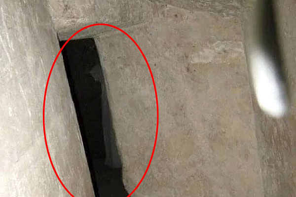 'Famous Ghost' Caught on Camera Lurking in Oxford Castle