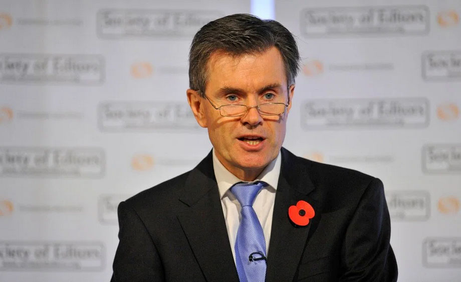 Former Head of British Intelligence Service Believes in ET Life