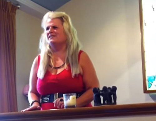 Woman Credits Her Mediumship Abilities on Lifelong Blindness