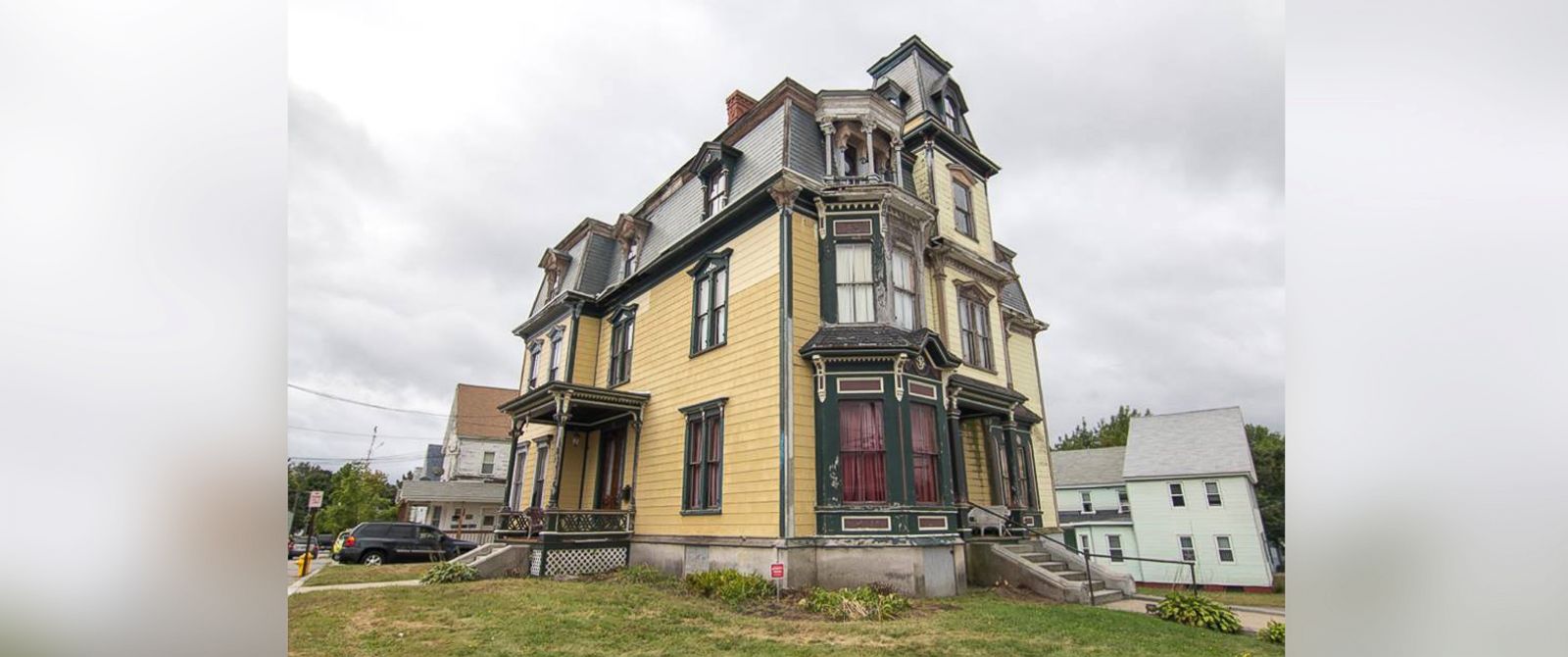 Homeowner to Turn 'Haunted' Mansion into Scary Attraction