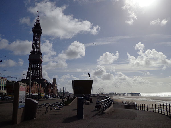 UFO Sightings Hotline Opens in Blackpool, UK