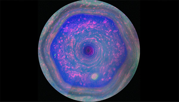 Strange 'Dark Beads' Discovered in Saturn's Atmosphere