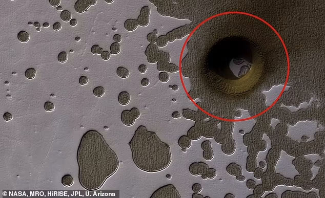 Mysterious 'Portal' Discovered on Mars