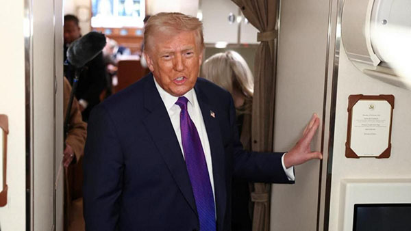 Trump Directs US Government to Release UFO Files