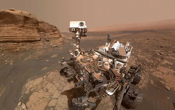 Rover Detects 'Most Diverse Organic Molecules Ever' on Mars