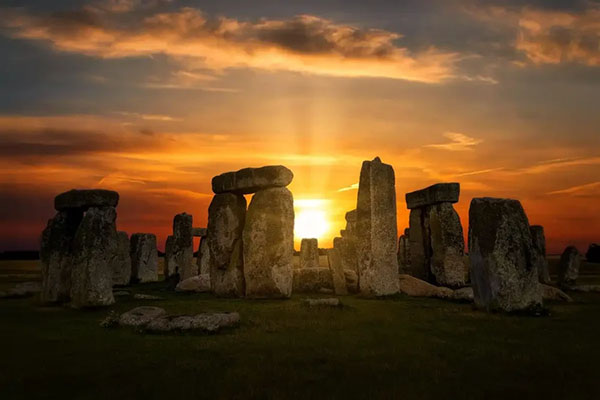 Study Finds Humans Moved Stonehenge Bluestones, Not Glaciers