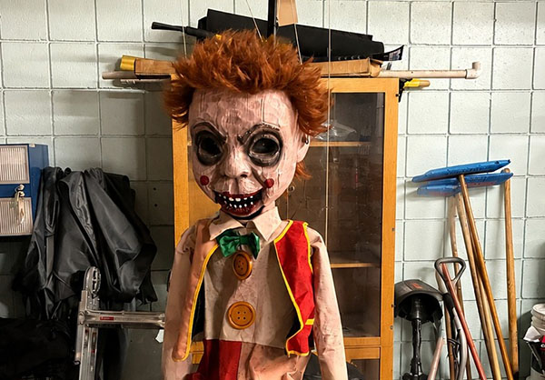 Massachusetts Police Seek Owner of Giant Creepy Puppet